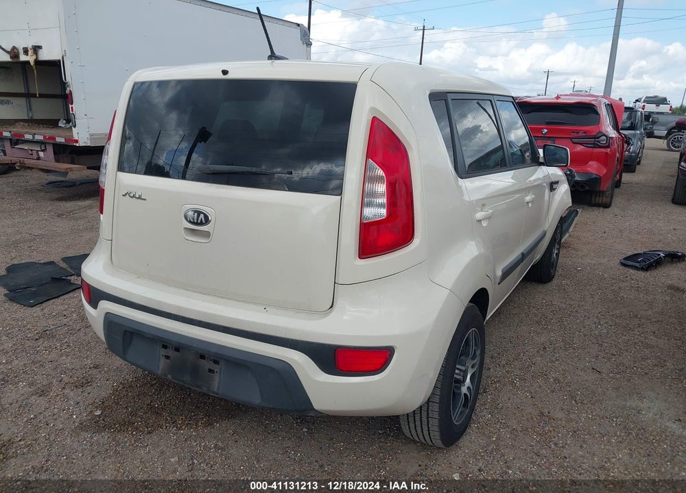 2013 KIA SOUL VIN: KNDJT2A53D7757635