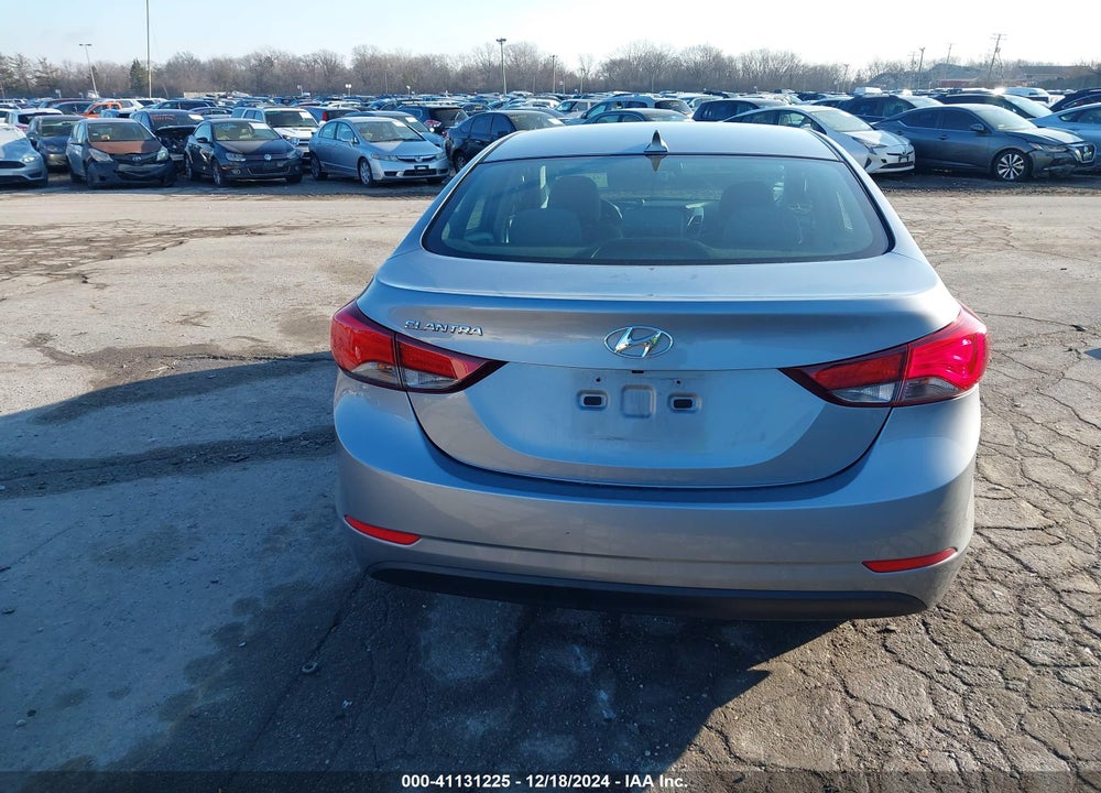 2015 HYUNDAI ELANTRA SE VIN: 5NPDH4AE5FH633567