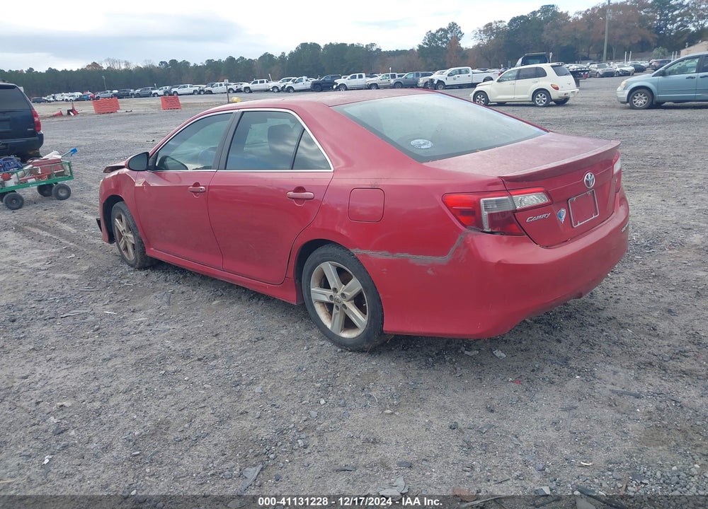 2013 TOYOTA CAMRY SE VIN: 4T1BF1FK6DU695231