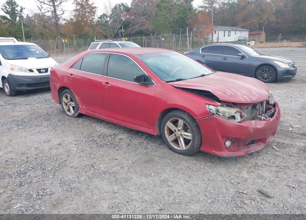2013 TOYOTA CAMRY SE VIN: 4T1BF1FK6DU695231
