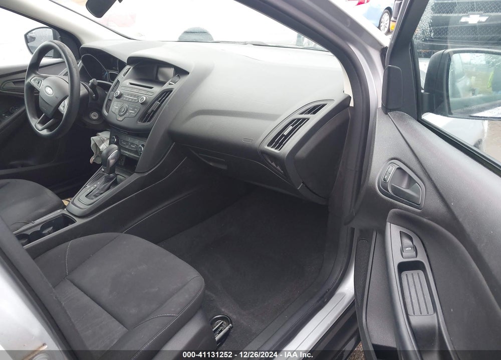 2016 FORD FOCUS S VIN: 1FADP3E28GL379594