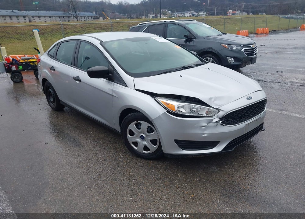 2016 FORD FOCUS S VIN: 1FADP3E28GL379594