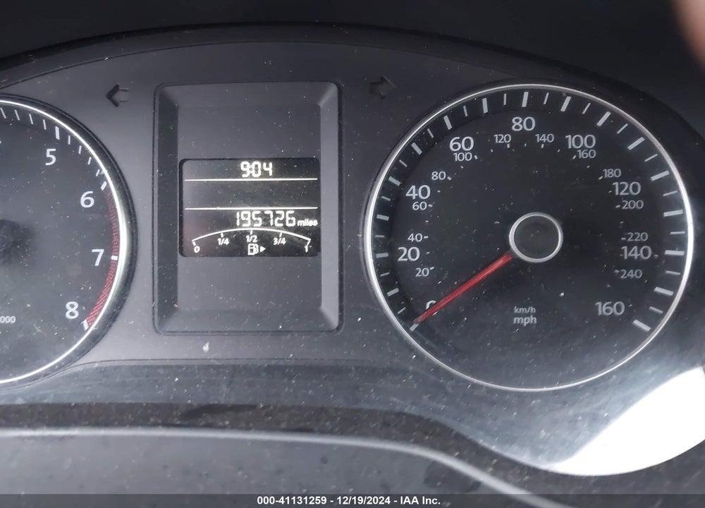 2014 VOLKSWAGEN JETTA VIN: 3VWD17AJ6EM418241