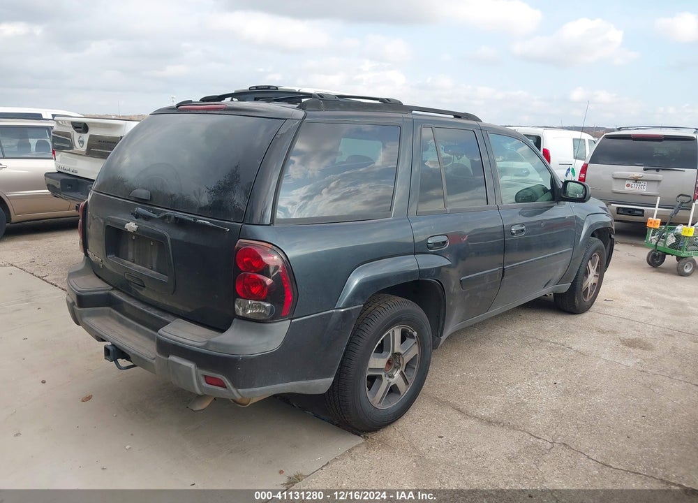 2005 CHEVROLET TRAILBLAZER LT VIN: 1GNDS13S252250812