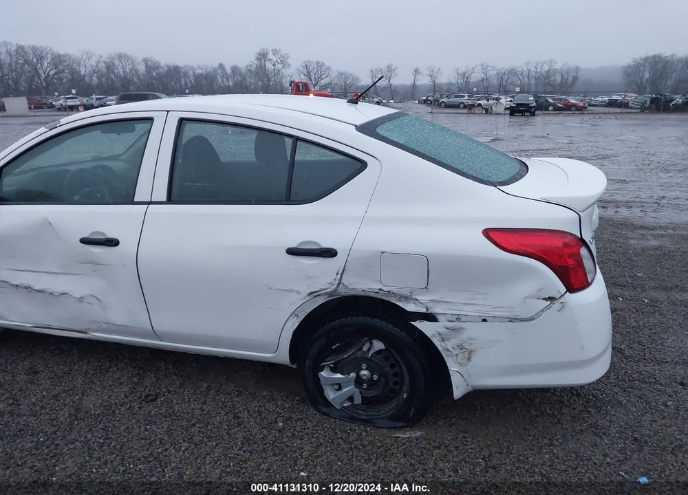 2018 NISSAN VERSA 1.6 S+ VIN: 3N1CN7AP4JL819748