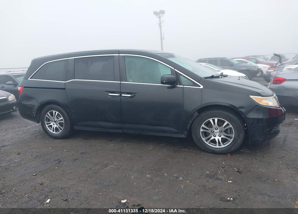 2011 HONDA ODYSSEY EX VIN: 5FNRL5H41BB085180