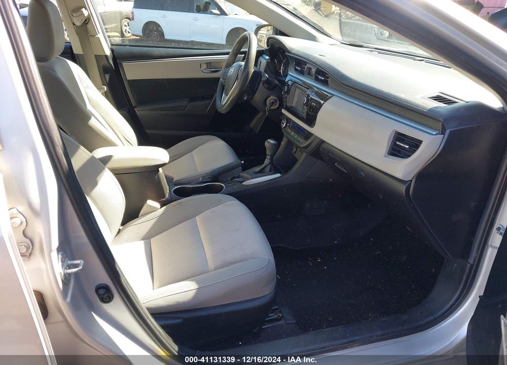 2015 TOYOTA COROLLA VIN: 5YFBURHE5FP214756