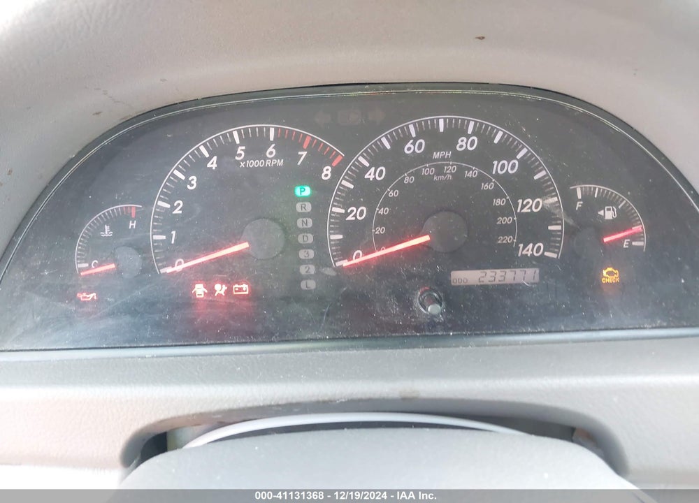 2005 TOYOTA CAMRY LE VIN: 4T1BE32K25U945165