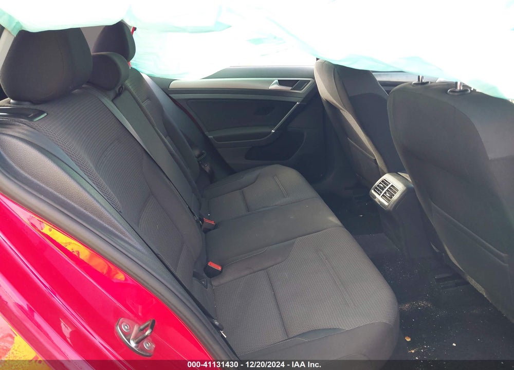2017 VOLKSWAGEN GOLF VIN: 3VW217AUXHM030001