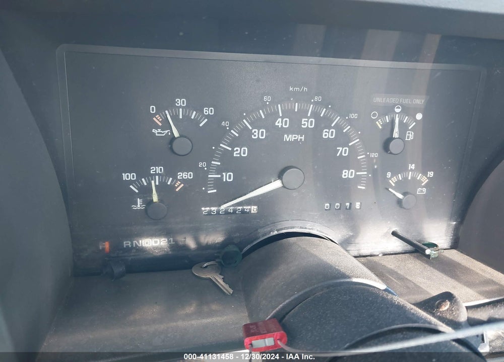 1992 CHEVROLET GMT-400 K1500 VIN: 1GCEK14K3NE213228