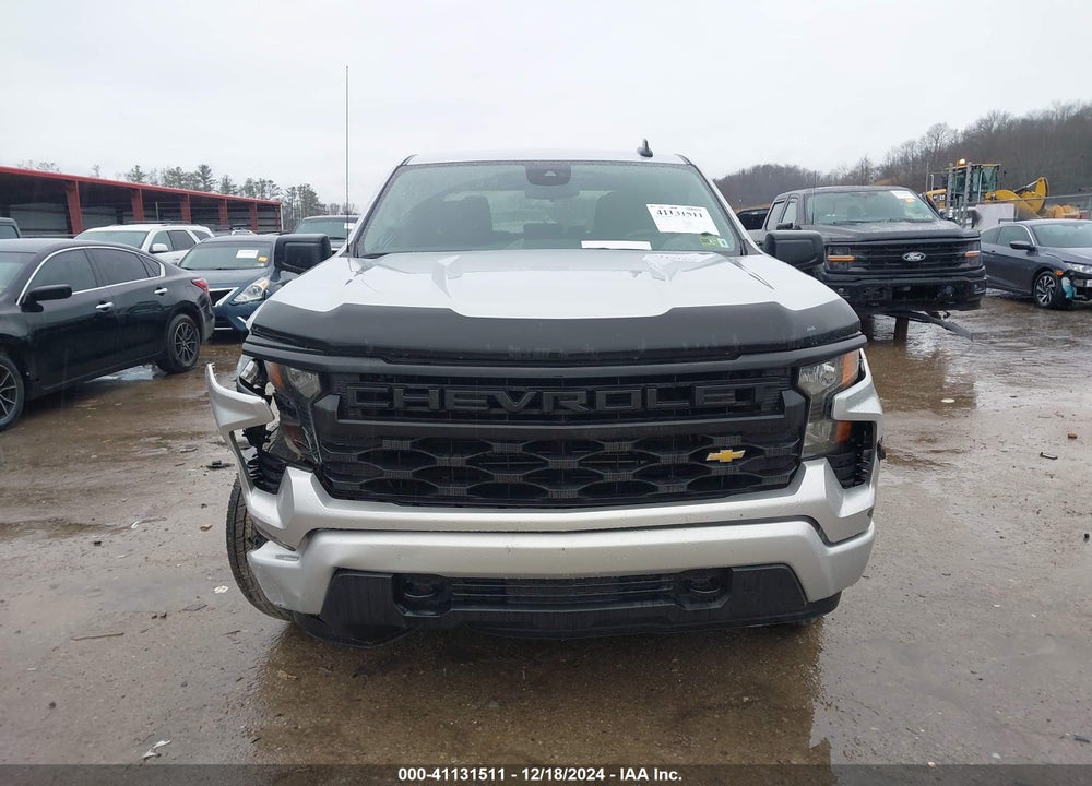 2022 CHEVROLET SILVERADO 1500 4WD SHORT BED CUSTOM VIN: 1GCPDBEK0NZ525815