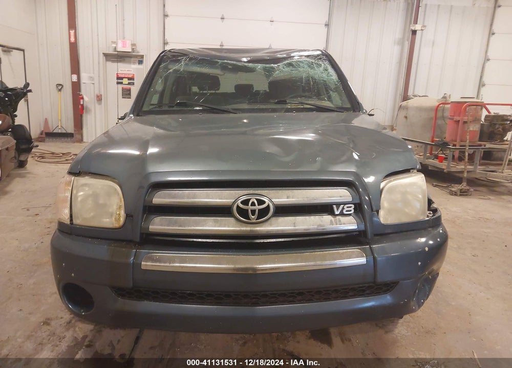2005 TOYOTA TUNDRA SR5 V8 VIN: 5TBDT44165S501233