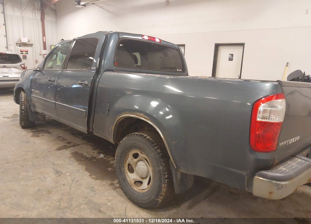 2005 TOYOTA TUNDRA SR5 V8 VIN: 5TBDT44165S501233