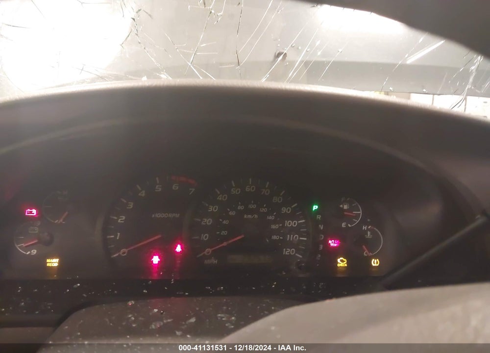 2005 TOYOTA TUNDRA SR5 V8 VIN: 5TBDT44165S501233