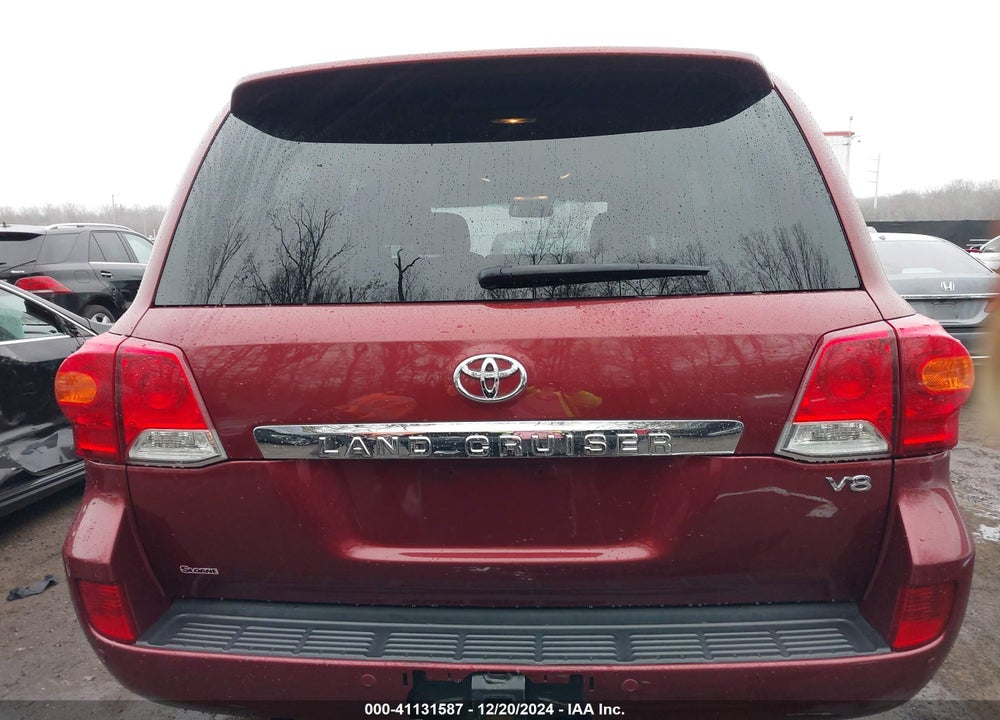 2013 TOYOTA LAND CRUISER V8 VIN: JTMHY7AJ8D4018370