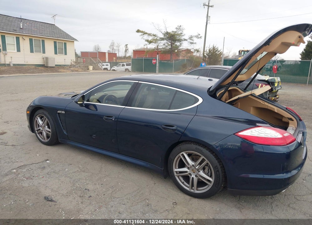 2010 PORSCHE PANAMERA VIN: WP0AB2A78AL062655