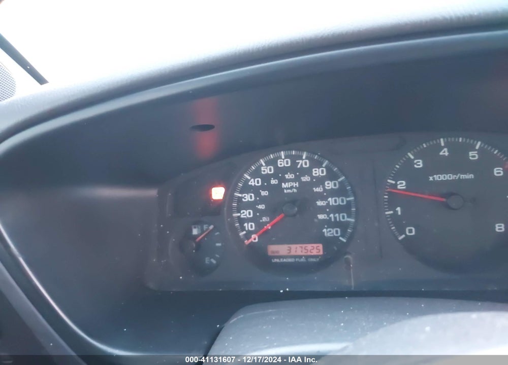 1998 NISSAN PATHFINDER LE/XE VIN: JN8AR05S4WW218134