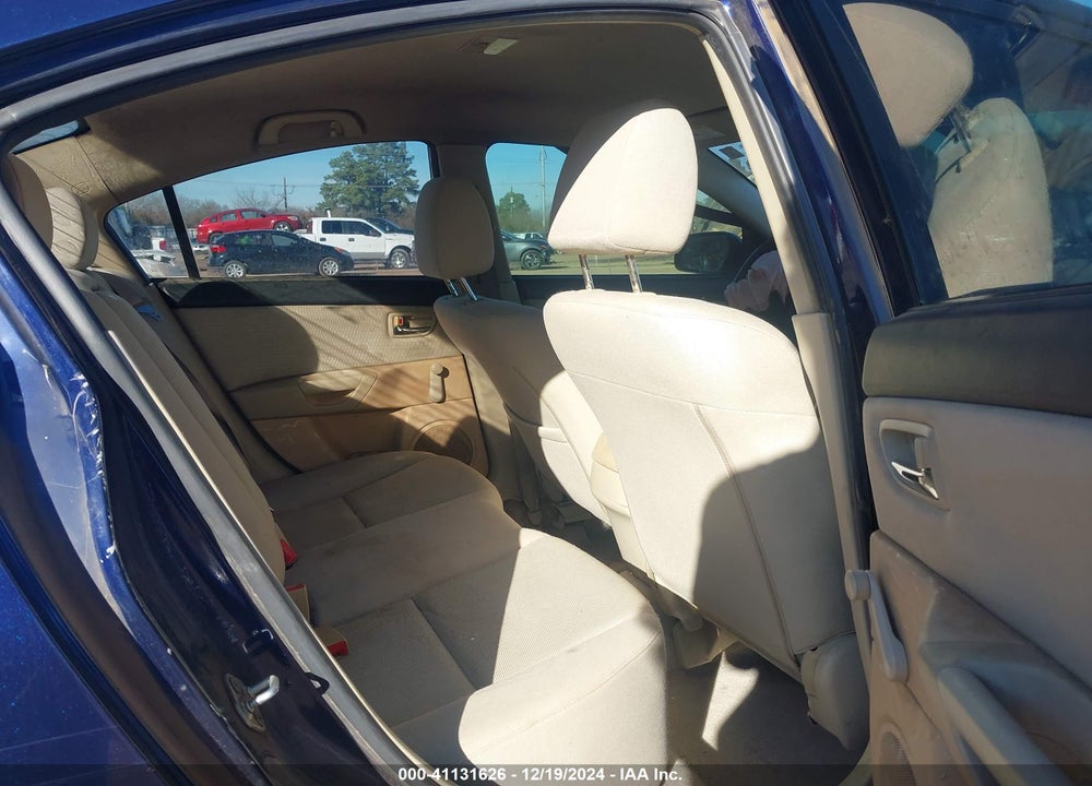 2008 MAZDA 3 I SPORT VIN: JM1BK32F281152406