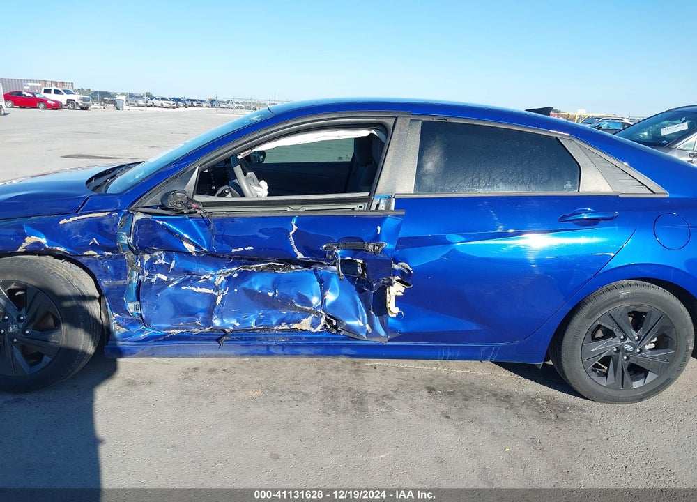 2021 HYUNDAI ELANTRA VIN: 5NPLS4AG8MH032634