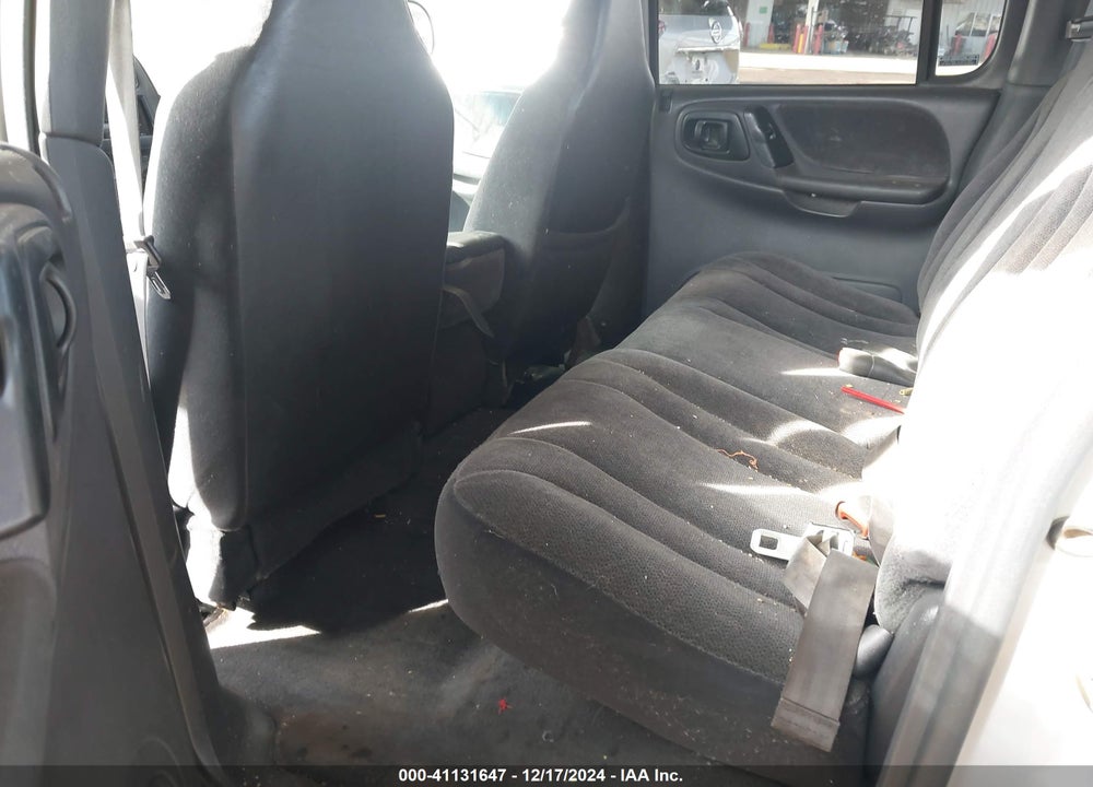 2000 DODGE DAKOTA SLT/SPORT VIN: 1B7GL2AN8YS746935