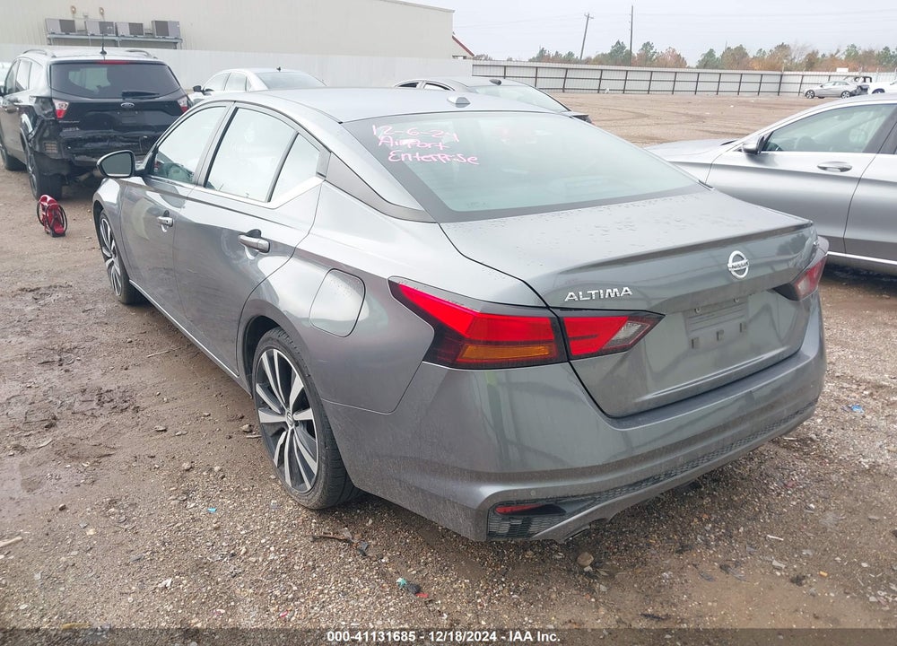 2022 NISSAN ALTIMA SR FWD VIN: 1N4BL4CV2NN351118
