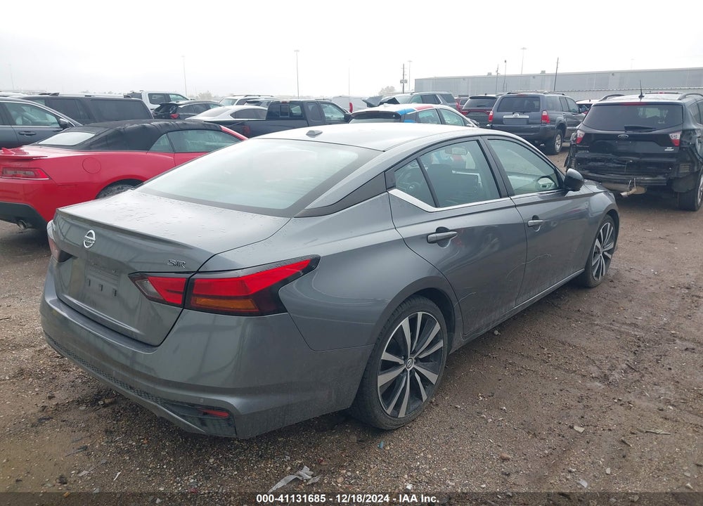 2022 NISSAN ALTIMA SR FWD VIN: 1N4BL4CV2NN351118
