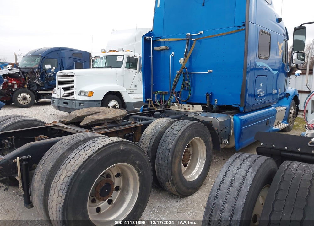 2014 PETERBILT 587 VIN: 1XP4DP9X9ED223103