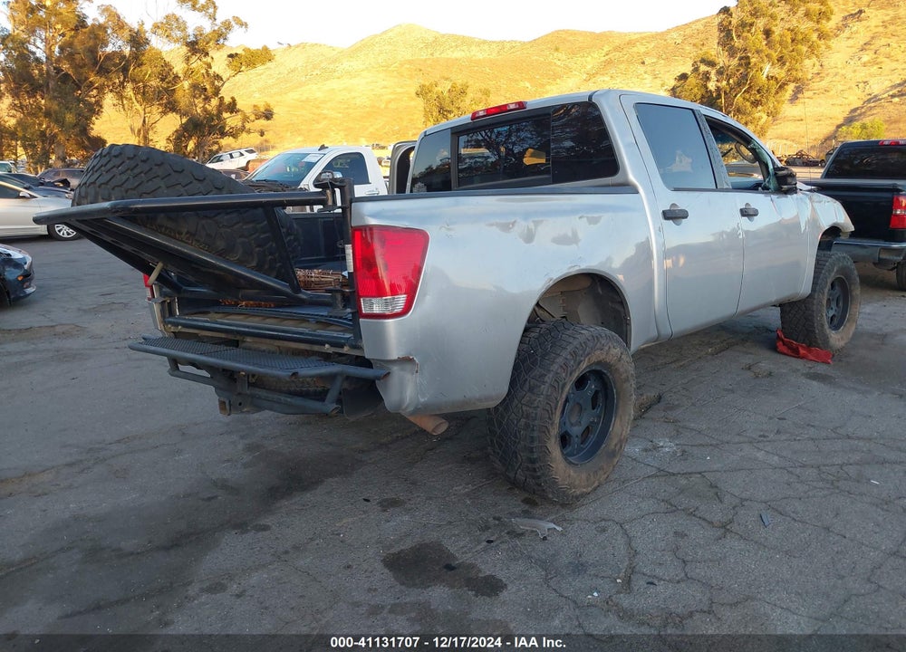 2008 NISSAN TITAN SE VIN: 1N6AA07D18N357354
