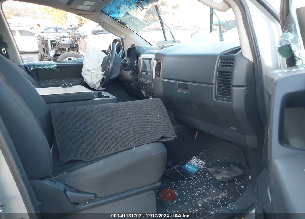 2008 NISSAN TITAN SE VIN: 1N6AA07D18N357354