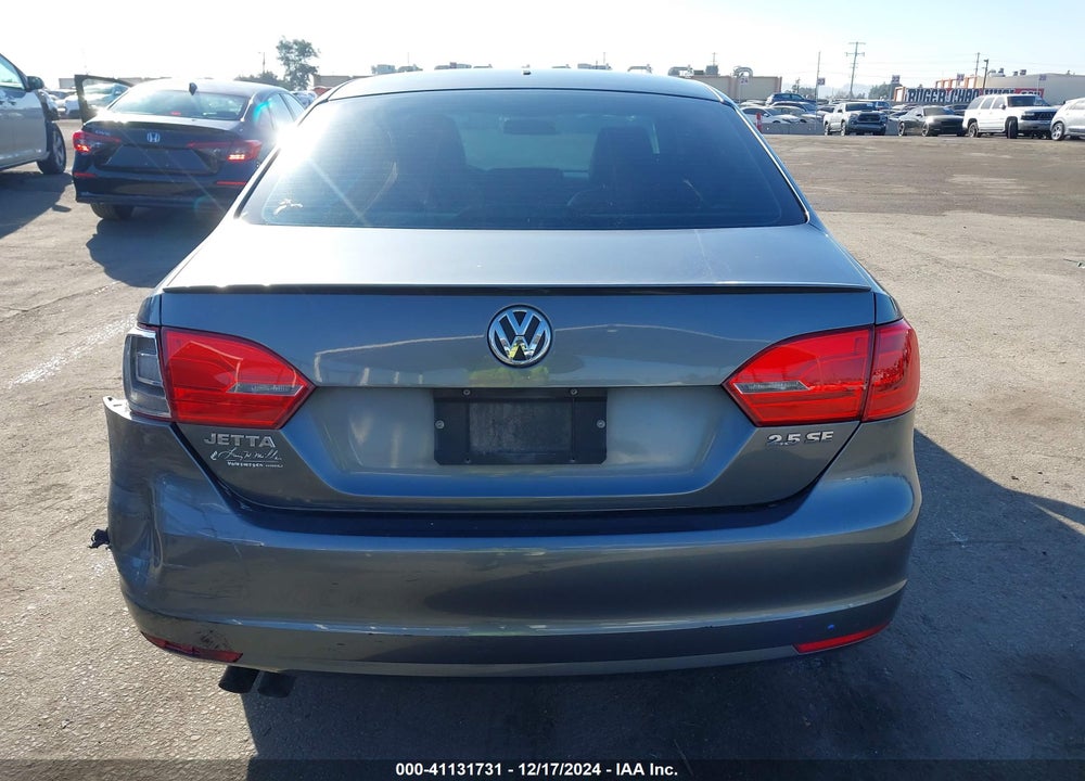 2013 VOLKSWAGEN JETTA 2.5L SE VIN: 3VWDP7AJXDM384091