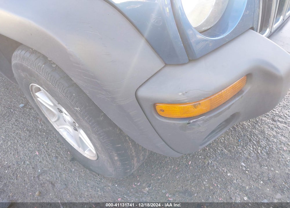 2003 JEEP LIBERTY SPORT VIN: 1J4GL48K93W734537