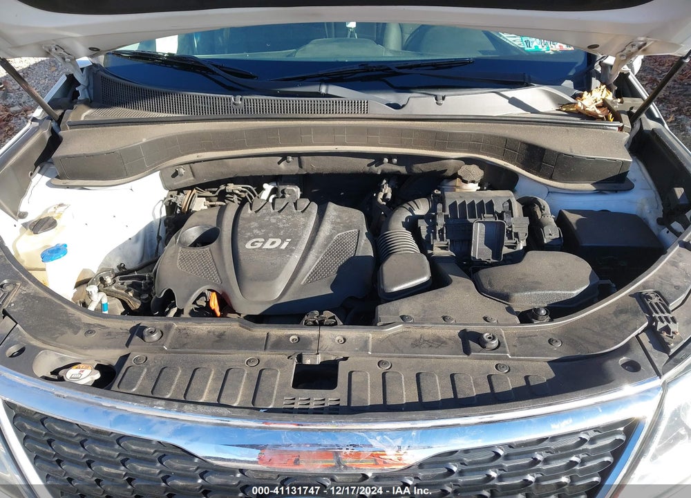 2014 KIA SORENTO LX VIN: 5XYKTCA66EG515798