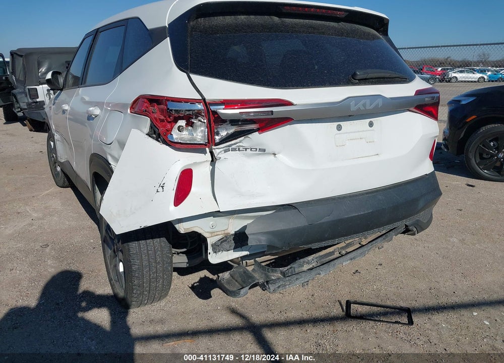 2022 KIA SELTOS LX VIN: KNDEPCAAXN7286058