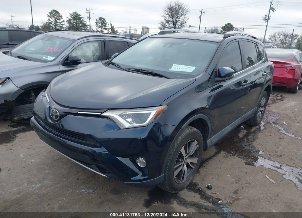 2017 TOYOTA RAV4 XLE VIN: 2T3WFREV9HW405301