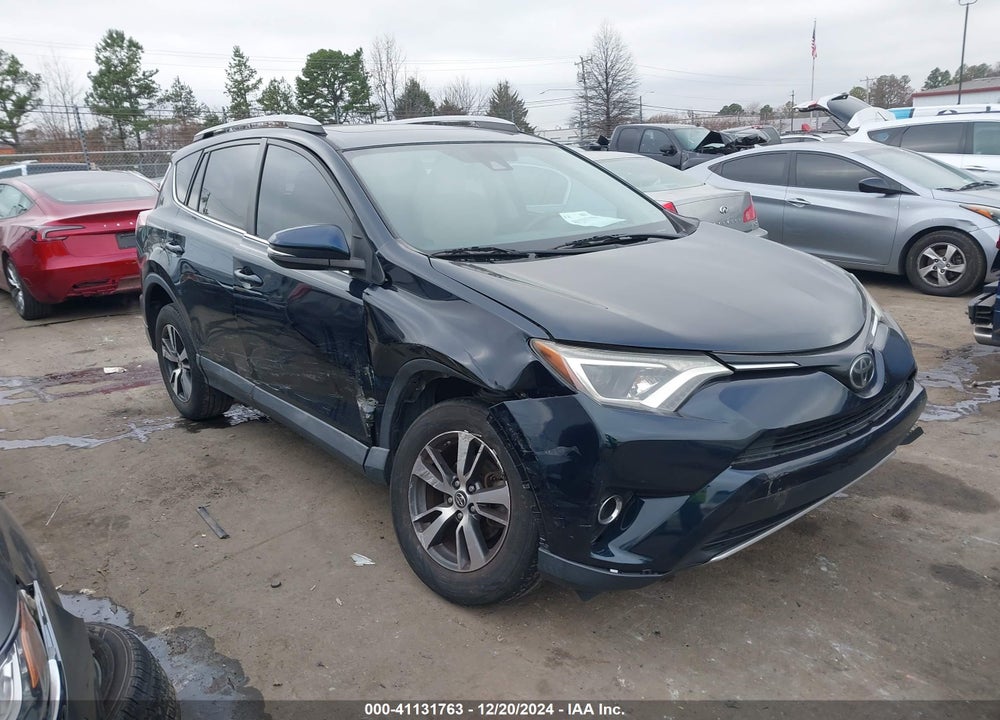 2017 TOYOTA RAV4 XLE VIN: 2T3WFREV9HW405301