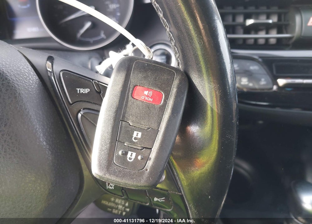 2018 TOYOTA C-HR XLE PREMIUM VIN: NMTKHMBX3JR013325
