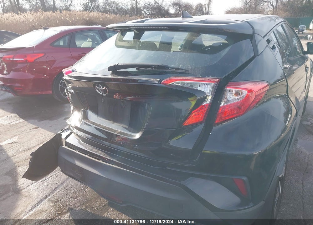 2018 TOYOTA C-HR XLE PREMIUM VIN: NMTKHMBX3JR013325