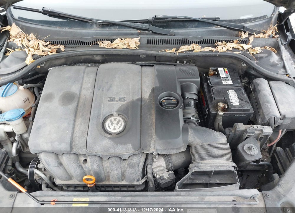 2013 VOLKSWAGEN JETTA 2.5L SE VIN: 3VWDP7AJ7DM209667
