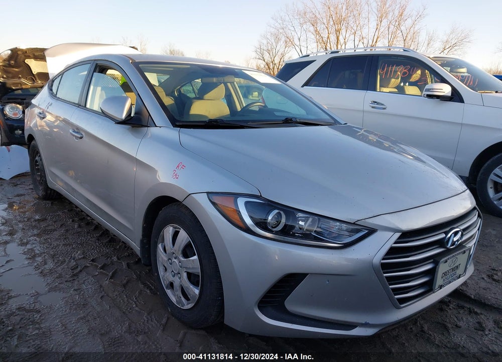 2018 HYUNDAI ELANTRA SE VIN: 5NPD74LF8JH355314