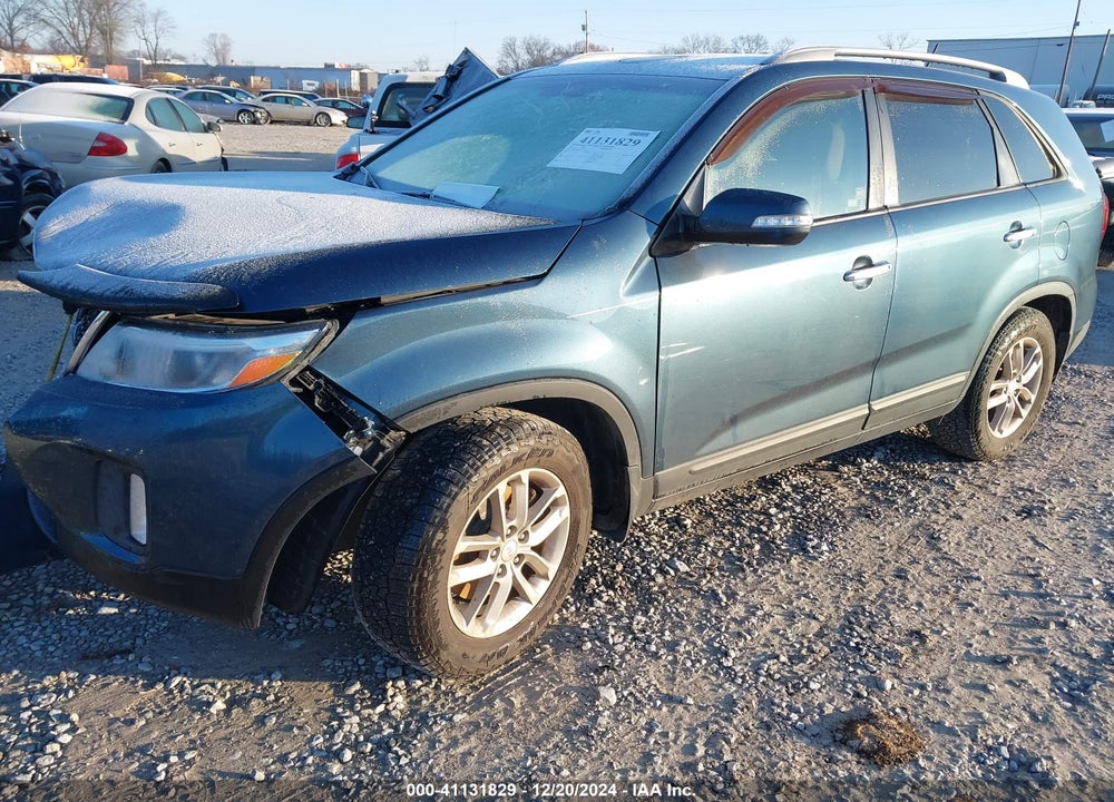 2015 KIA SORENTO LX VIN: 5XYKT3A6XFG589467