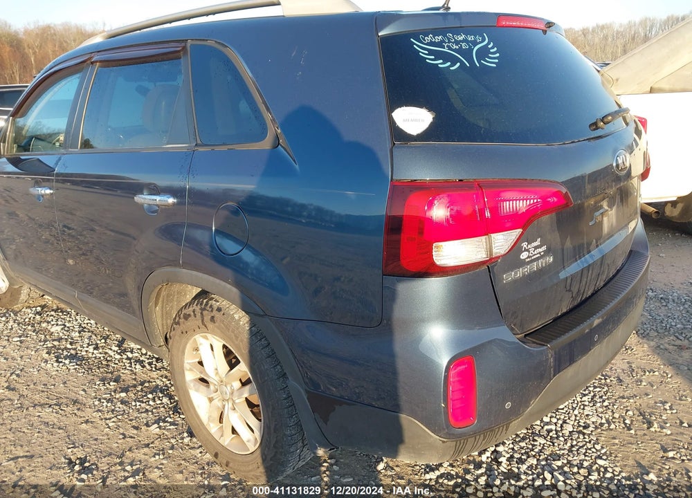 2015 KIA SORENTO LX VIN: 5XYKT3A6XFG589467