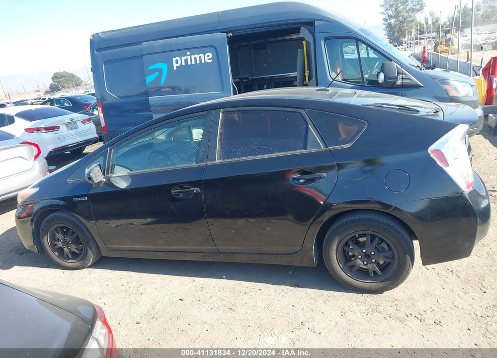 2013 TOYOTA PRIUS THREE SE VIN: JTDKN3DU2D5619037
