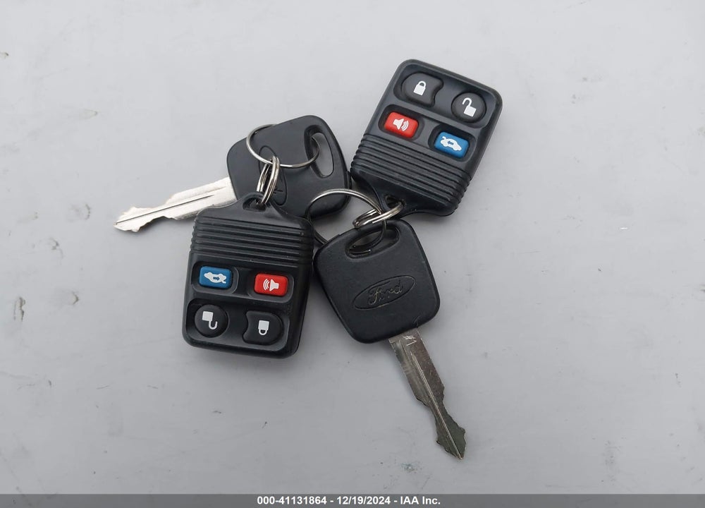 2004 FORD FOCUS ZTS VIN: 1FAFP38Z84W119272