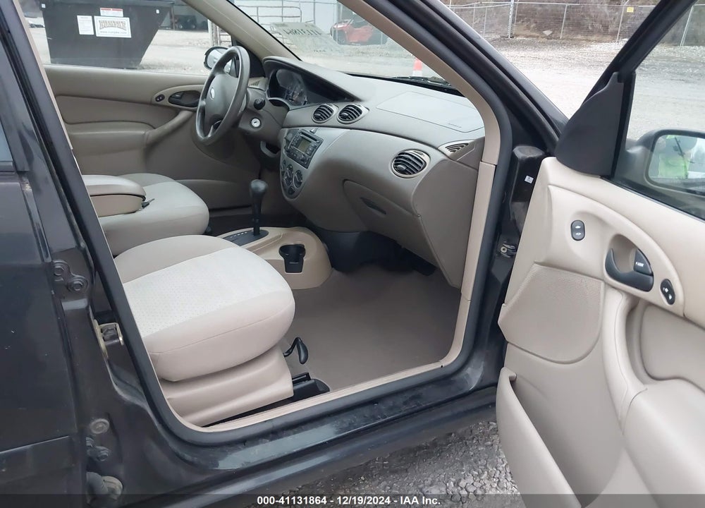 2004 FORD FOCUS ZTS VIN: 1FAFP38Z84W119272