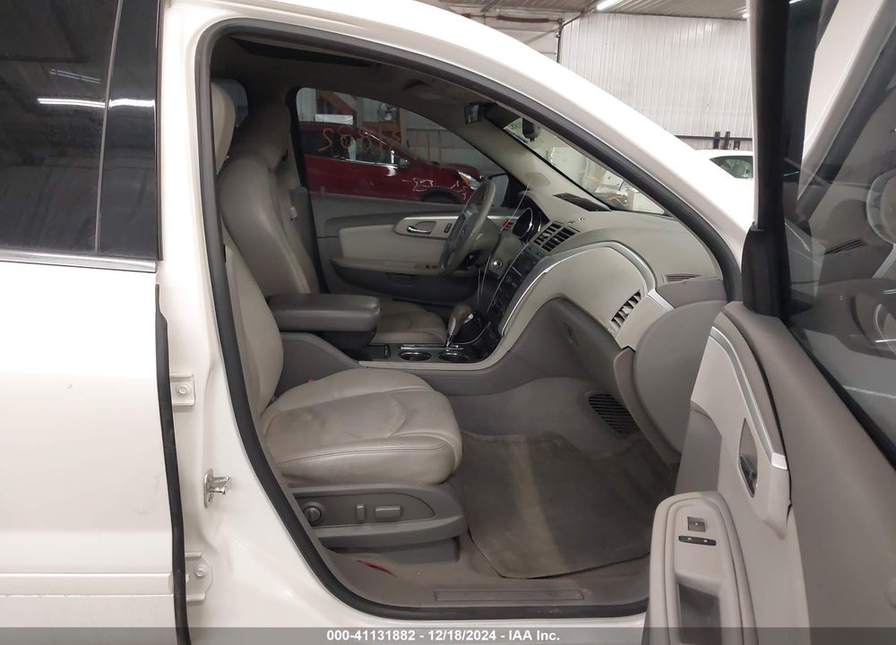 2011 CHEVROLET TRAVERSE 2LT VIN: 1GNKVJED9BJ366569