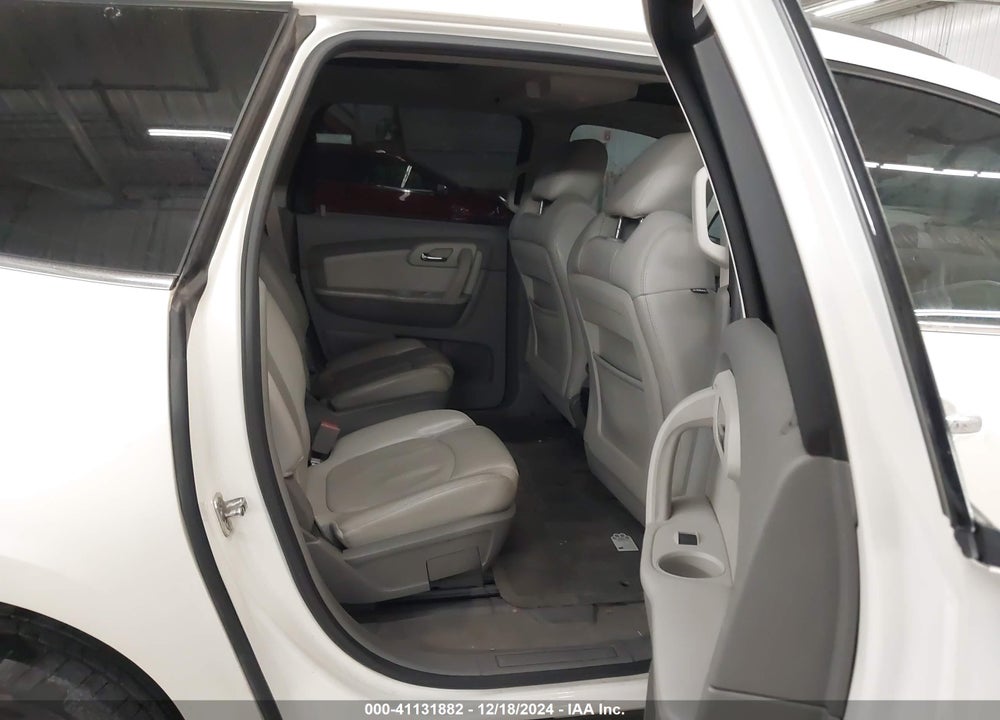 2011 CHEVROLET TRAVERSE 2LT VIN: 1GNKVJED9BJ366569