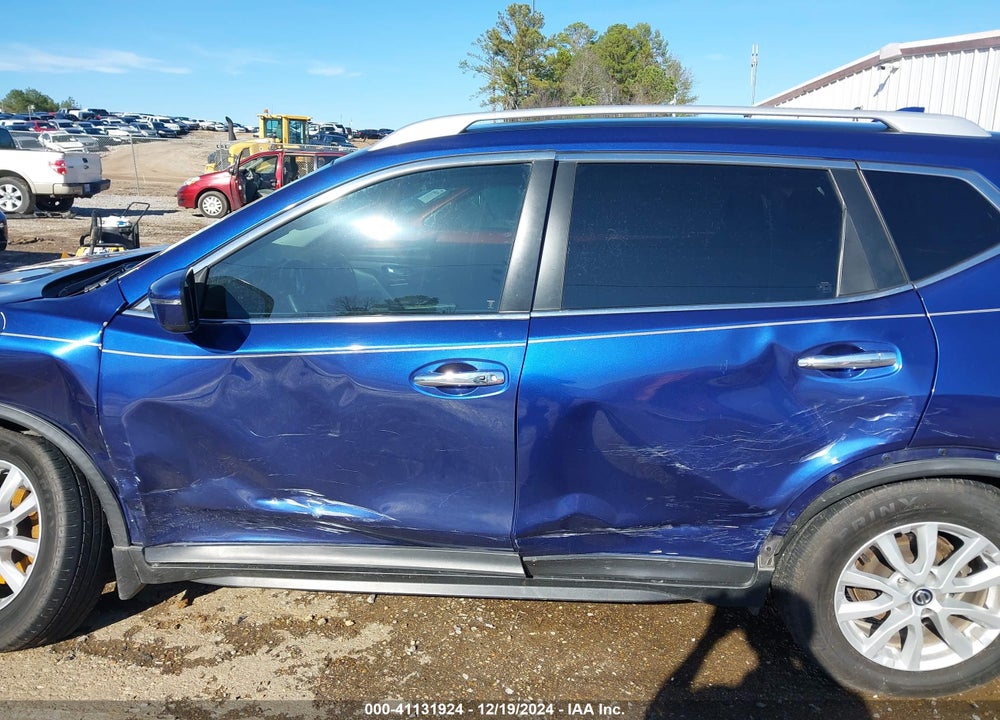 2018 NISSAN ROGUE SV VIN: JN8AT2MT4JW470286