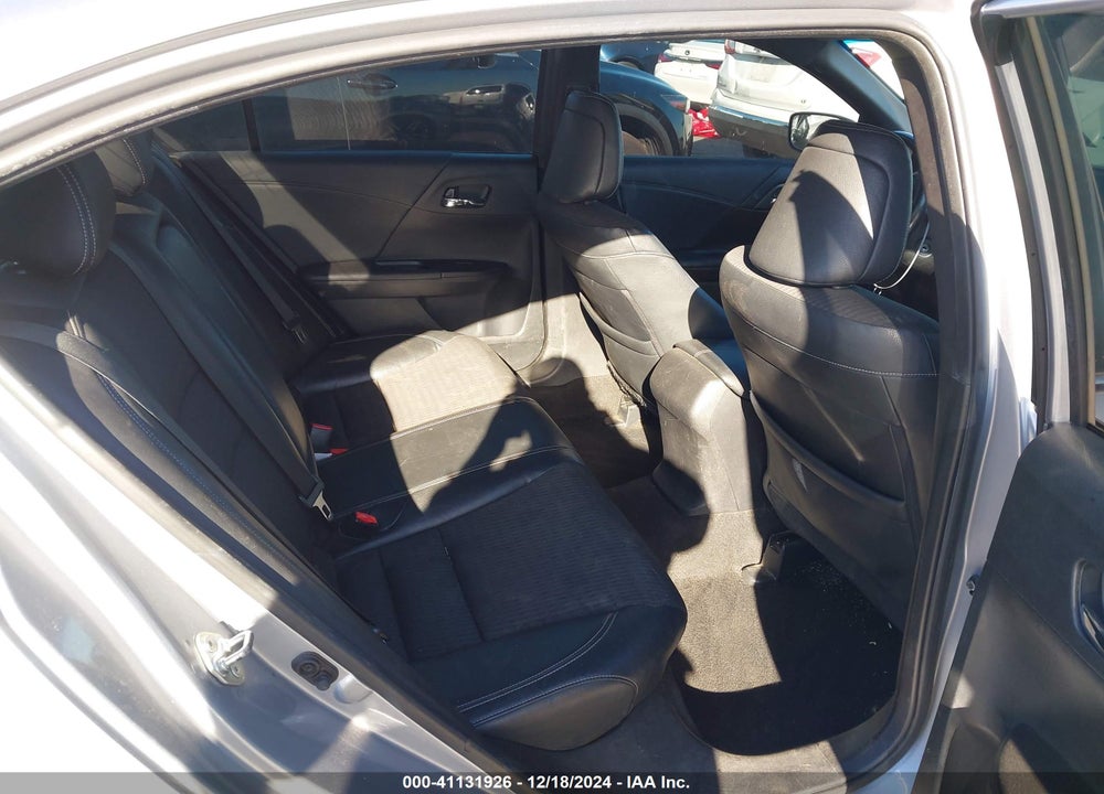2017 HONDA ACCORD VIN: 1HGCR2F54HA272740