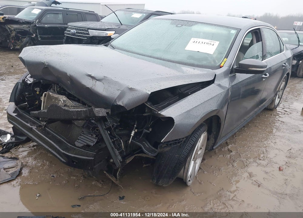 2013 VOLKSWAGEN PASSAT VIN: 1VWBH7A36DC049658