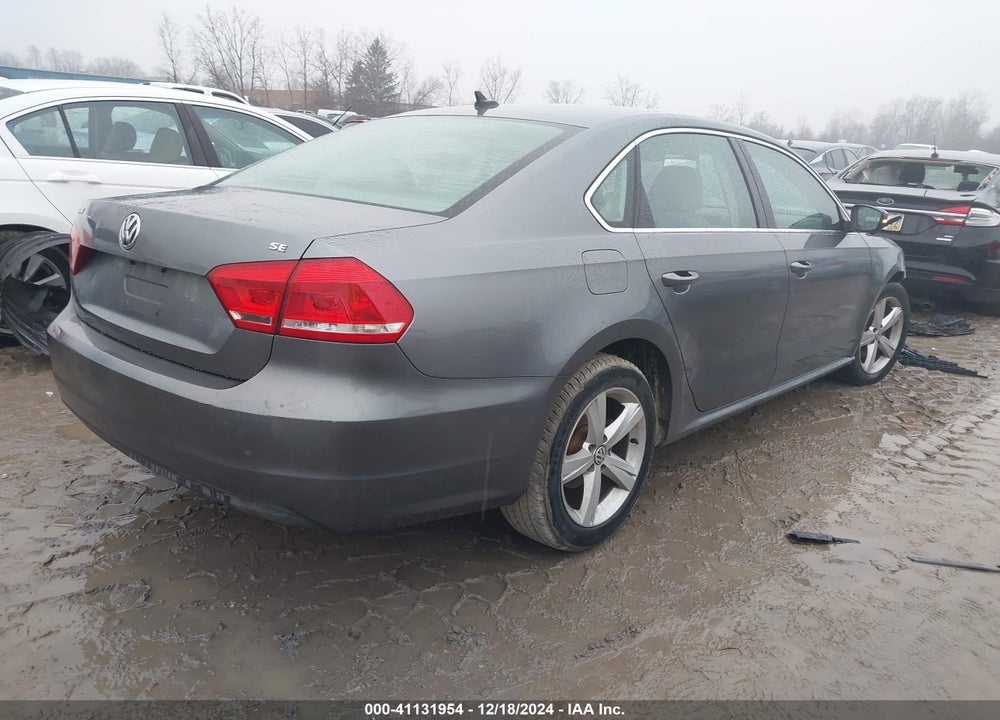 2013 VOLKSWAGEN PASSAT VIN: 1VWBH7A36DC049658